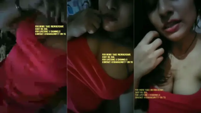 Bengali girl shows her big boobs on sex chat