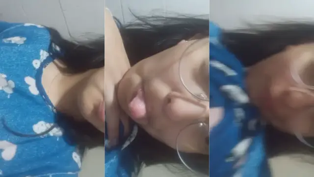 Teen girl ki milky jhalak live cam par dekho