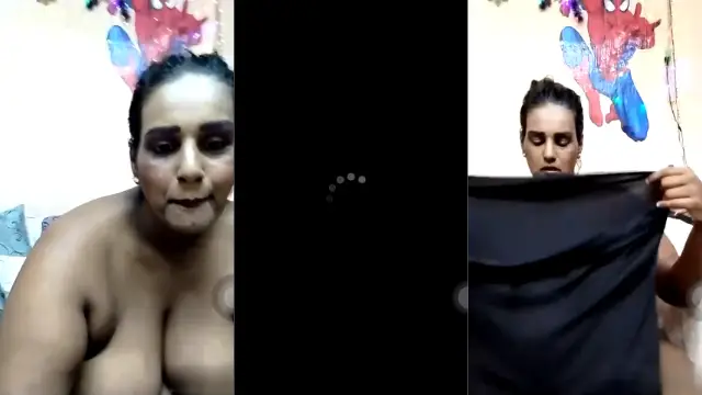 Mature muslim aunty live cam show bade boobs dekhne ko
